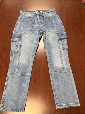 KanCan Light Wash Cropped Cargo Jeans
